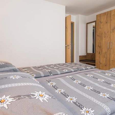 Haus Floralp Apartment Zermatt Exterior photo